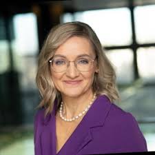 Many years ago, I attended a talk about #risktaking in life.