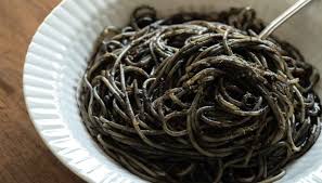 Ricetta per cucinare gli spaghetti al nero di seppia. Spaghetti Al Nero Di Seppia Ricetta Siciliana Semplici E Saporiti