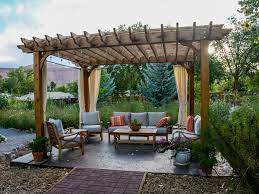Kleinteile wie schrauben, dübel, holzschutzfarbe und nägel werden bei der kostenberechnung nicht berücksichtigt. Pergola Aus Holz Selber Bauen Uberdachung Fur Ihre Terrasse
