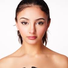 brown eyed girl!! 💗💗 📸: @remingtonjayphotos @remington.jay agency:  @lauras_productions_ @nymmg @efmodelmanagement #teenmodel #modelingdigitals  #latinamodel #runwaymodel #viralpost #wlyg