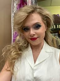 Tabitha Harding's Instagram, Twitter & Facebook