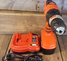 Black And Decker Firestorm Drill Black And Decker Fire Storm 14 4 Volt Drill Fsd142 W Charger Battery Firestorm Blackdecker Black Decker Black Drill