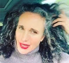 Eddie Ruston's Instagram, Twitter & Facebook