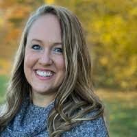 Katie Mays's Instagram, Twitter & Facebook