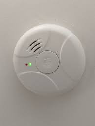 How to change the battery in various smoke alarms / detectors. How Can I Open This Smoke Detector To Change The Battery Home Improvement Stack Exchange