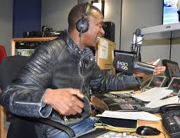 Radio 2000 kicks the easter weekend off on expresso. Radio 2000 Kingsandqueens With David Mashabela And Facebook