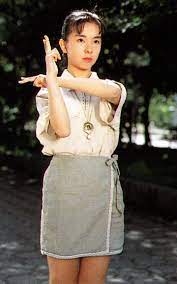 シュシュトリアン雪子 山吹雪子 演 田中規子 in 有言実行三姉妹シュシュトリアン 1993年 特撮ヒロイン 実写 アニメ 正義の味方