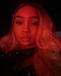 Charlie (@goodgirlgonebaddie_37) · Instagram 照片和视频