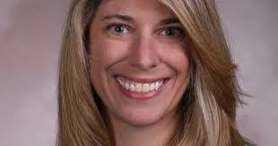 Kristina Leach's Instagram, Twitter & Facebook