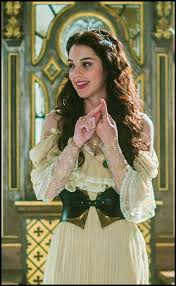 Adelaide victoria kane 2 (perth, 9 de agosto de 1990) 3 é uma atriz australiana.ela é mais conhecida por seu papel como mary stuart em reign, tenaya 7 em power rangers rpm e zoey sandin em the purge onde atua junto de ethan hawke e lena headey. The Warrior In 2021 Reign Dresses Reign Hairstyles Reign Fashion