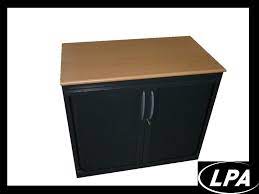Superbe petite armoire métallique de qualité dimension largeur 120 cm x 74 cm hauteur possibilité de l'avoir (si toujours dispo) en 80 ou 120 largeur x 74 cm haut. Petite Armoire Metallique Steelcase Anthracite Credence Armoires Lpa