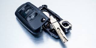A simple, split second brain lapse that leads to you locking your keys in the car will ruin your. 8 Reasons Why Your Car Key Is Not Working