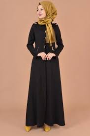 Tesettur Pardesu Modellerin De Kaliteli Ve Uygun Fiyatli Pardesuler Rengarenk Ve Her Zaman En Guzel Kumaslardan Secilerek Sizleri Bekl Moda Stilleri Moda Giyim