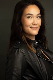 Headshots — Lili Thomas