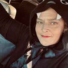 Black bubble algae...what causes it? And how do I get rid of it? Help. 😬