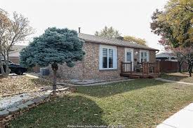 3206 Forest Glade Dr, Windsor, ON N8R 1X3