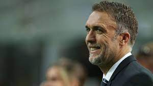 Bio sam kao ti album: Batistuta Open To Managing Middlesbrough