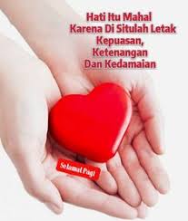 Satu foto diambil ketika diminta untuk tersenyum, sementara satu lagi diambil spontan. Andi Tuwing Andituwing Profil Pinterest