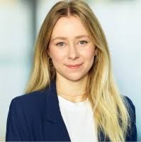 400+ "Fiona ????" profiles