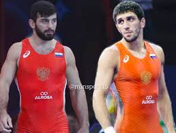 Российский борец вольного стиля заурбек сидаков стал олимпийским чемпионом в весе до 74 килограммов. Hetik Cabolov Pobedil Zaurbeka Sidakova V 1 8 Finala Chempionata Rossii Po Volnoj Borbe 15 J Region