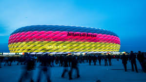 In frankreich verurteilten nach der ankündigung von hugo lloris mehrere politiker diese entscheidung, die als eine aus den vereinigten staaten importierte mode wahrgenommen wurde euro 2021: Yogluxsn86wnkm
