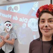 CervantesRío❤️Música, 144: Roba estesa com Antònia Font, “Amb calma”  👉https://youtu.be/hF32DlFD9Tc Roba Estesa es un grupo musical femenino que  nació en 2013 en Tarragona, formado por Alba Magriñá (batería y  percusiones), Anna Sardà (