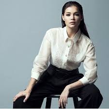 Whether you're going to have a traditional filipino wedding, or you're simply attending one, here are some traditions and practices you should definitely know about. What To Wear To A Filipino Wedding Filipiniana Or No Sinta Co