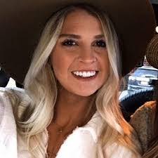 Belle Griffin's Instagram, Twitter & Facebook