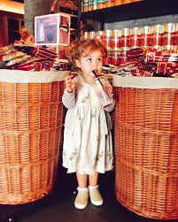 45 6b Begenme 122 Yorum Instagram Da Zeynep Aydogan Zynpzeze Bugun Mis Gibi Kahve Kokusu Ve Cikolata Esliginde Cokoliko Ile Tanist Bags Straw Bag Baby