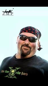 Lee Hamel obituary. Condolences to all family and friends.