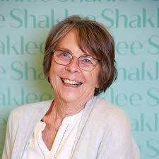 Looking for a groomer that offers all the cute Golden Doodle/Poodle styles  near stone oak. Need an appointment asap!