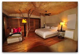 Safari style accessories and wall décor will add a lot of charm and interest to a safari bedroom theme. African Safari Decor