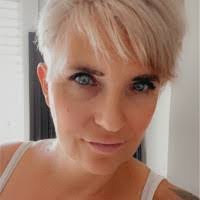 Jaclyn Bowen's Instagram, Twitter & Facebook