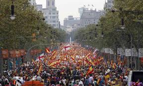 In the old flag of the city of barcelona, the red stripes in the second and third quarters should be vertical rather than horitzontal. Thousands March In Barcelona In Rival Protests On Spain S National Day Reuters Com