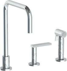 kitchen faucets & sinks