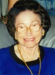 Dixie Morton's Instagram, Twitter & Facebook