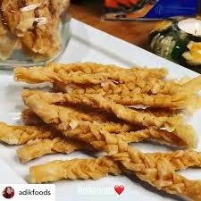 Cara membuat kulit popia masukn semua bahan kedlm mangkuk, gaul sebati.boleh guna tgn@sudu. Pertama Springrolls Manufacturer M Sdn Bhd Home Facebook