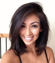 coupe de cheveux femme demi long brune