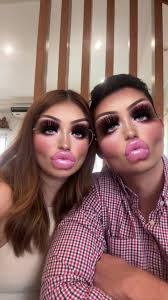 Amor y Reacciones Divertidas en Pareja