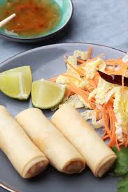 Original Thailandische Fruhlingsrollen So Werden Sie Gemacht In 2020 Fruhlingsrollen Kochrezepte Rezepte