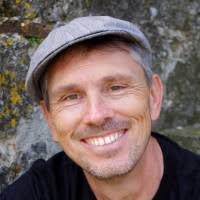 900+ profils pour “Chippendale”