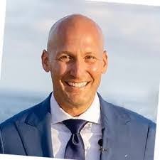 George Gountanis's Instagram, Twitter & Facebook