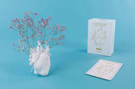 Bruises on the fruit tender age in bloom. Vase Love In Bloom Von Seletti Weiss Made In Design