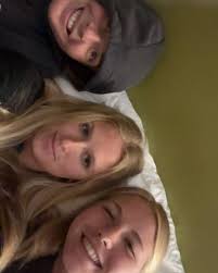 Ella Post (@ellavpost) • Instagram photos and videos