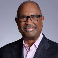 Paul Kachur's Instagram, Twitter & Facebook