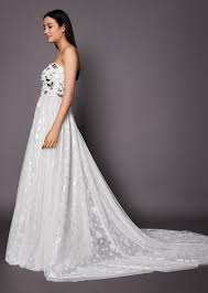 Auf der suche nach einem perfekten brautkleid für eine hochzeit mit wald, strand, rasen oder landschaft? Hochzeitskleid Comira2 L Designer Hochzeitskleider L Talbot Runhof Talbot Runhof