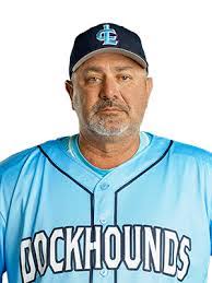 Demetrius Sims's Instagram, Twitter & Facebook