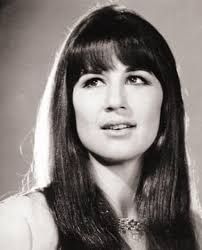 A beautiful clear voice that brought the sunshine to the day !! Rest with  the angels Judith Dunham !!