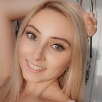 Grace Hamlet's Instagram, Twitter & Facebook