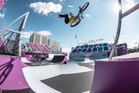 We had the opportunity to throw down a podcast with professional bmx athlete and newly welcomed lskd ambassador logan martin. Lfnzmr4eryt0qm